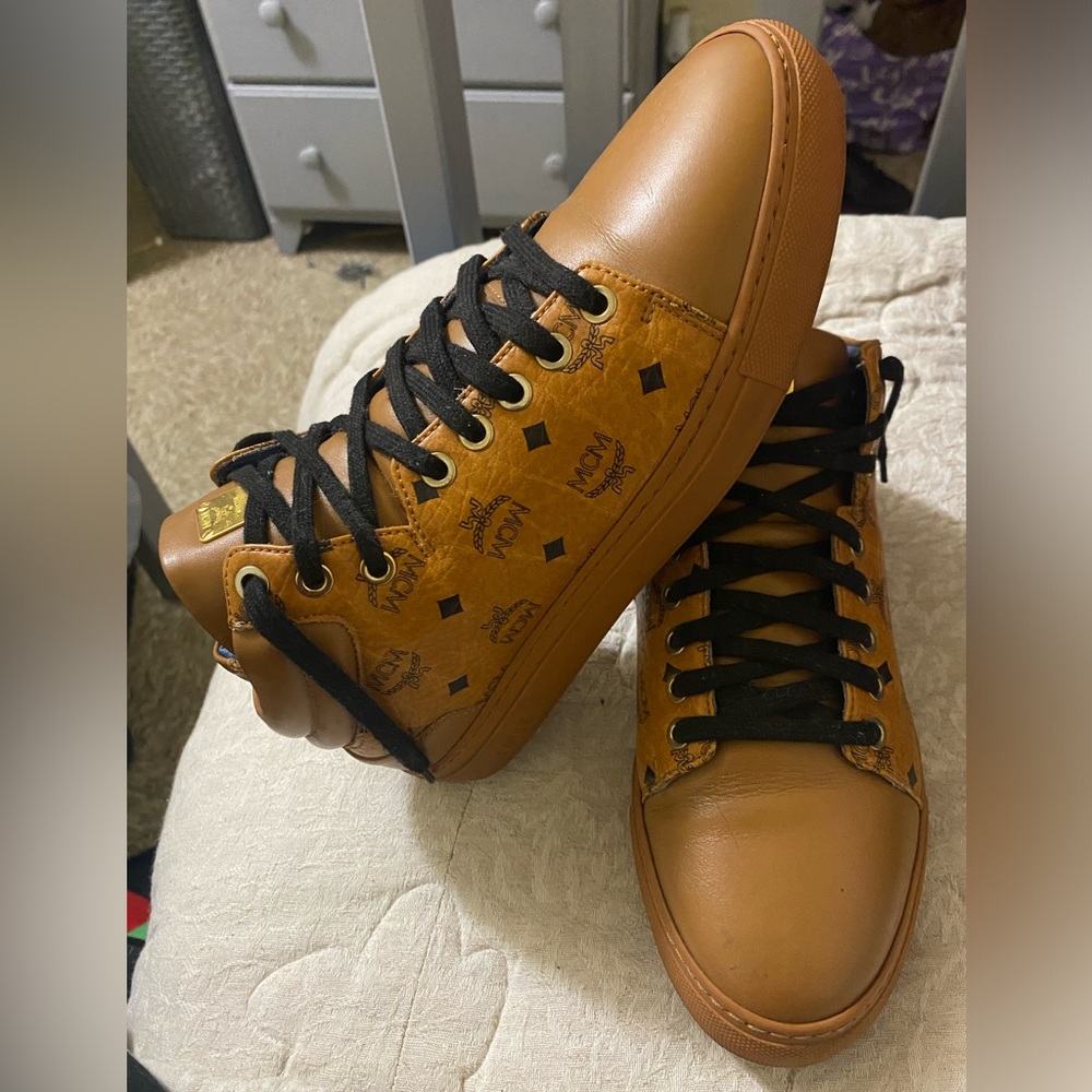 MCM QUARTER TOP
